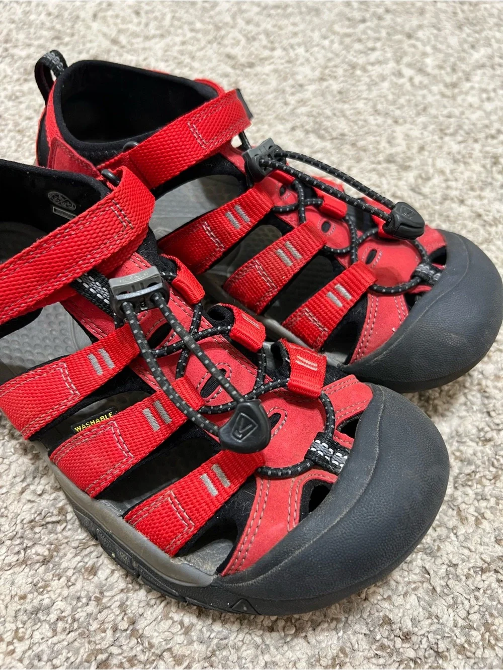 Keen durable closed